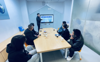 新研科技是培训机构吗 支付落后，学贷承压，百度金融追得上吗？